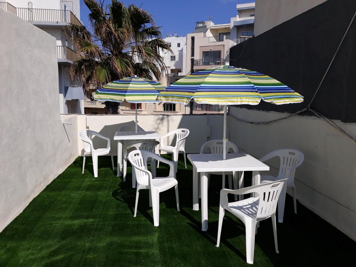 Seabreeze Holiday Guestrooms Сейнт Полс Бей Екстериор снимка