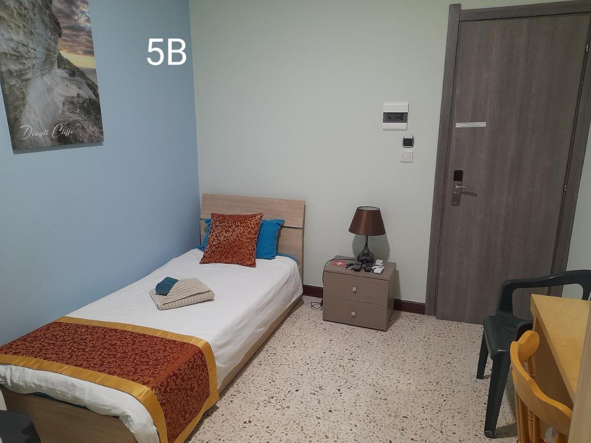 Seabreeze Holiday Guestrooms Сейнт Полс Бей Екстериор снимка