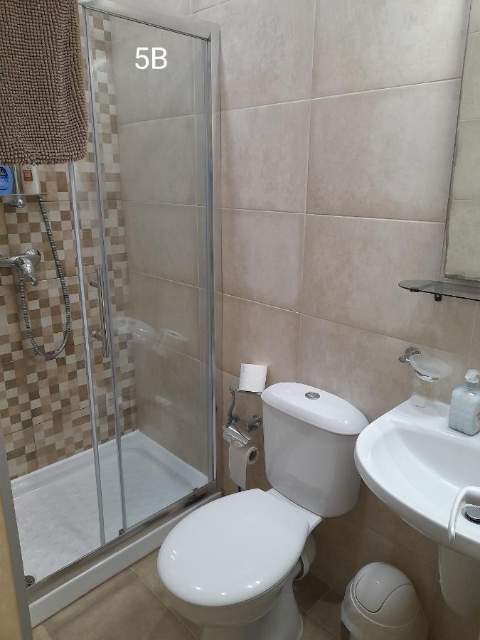 Seabreeze Holiday Guestrooms Сейнт Полс Бей Екстериор снимка