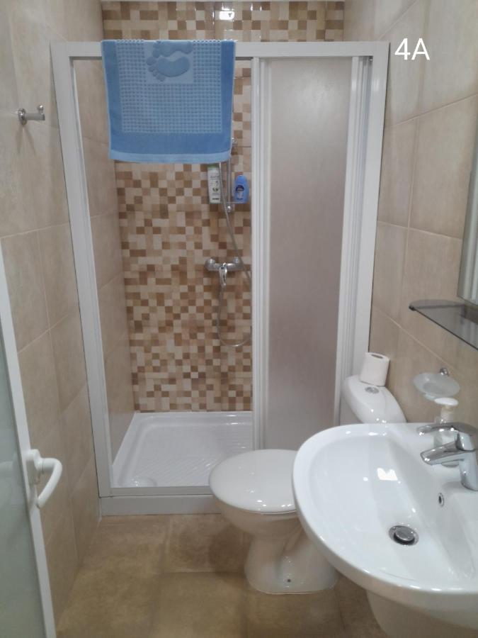 Seabreeze Holiday Guestrooms Сейнт Полс Бей Екстериор снимка