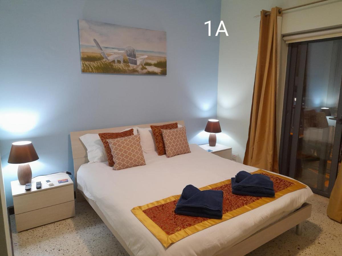 Seabreeze Holiday Guestrooms Сейнт Полс Бей Екстериор снимка